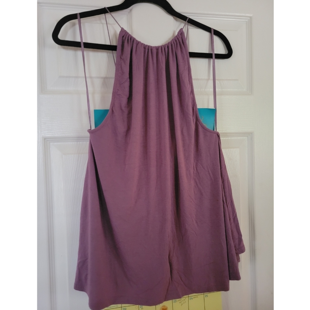 Bungee strap, open back tank